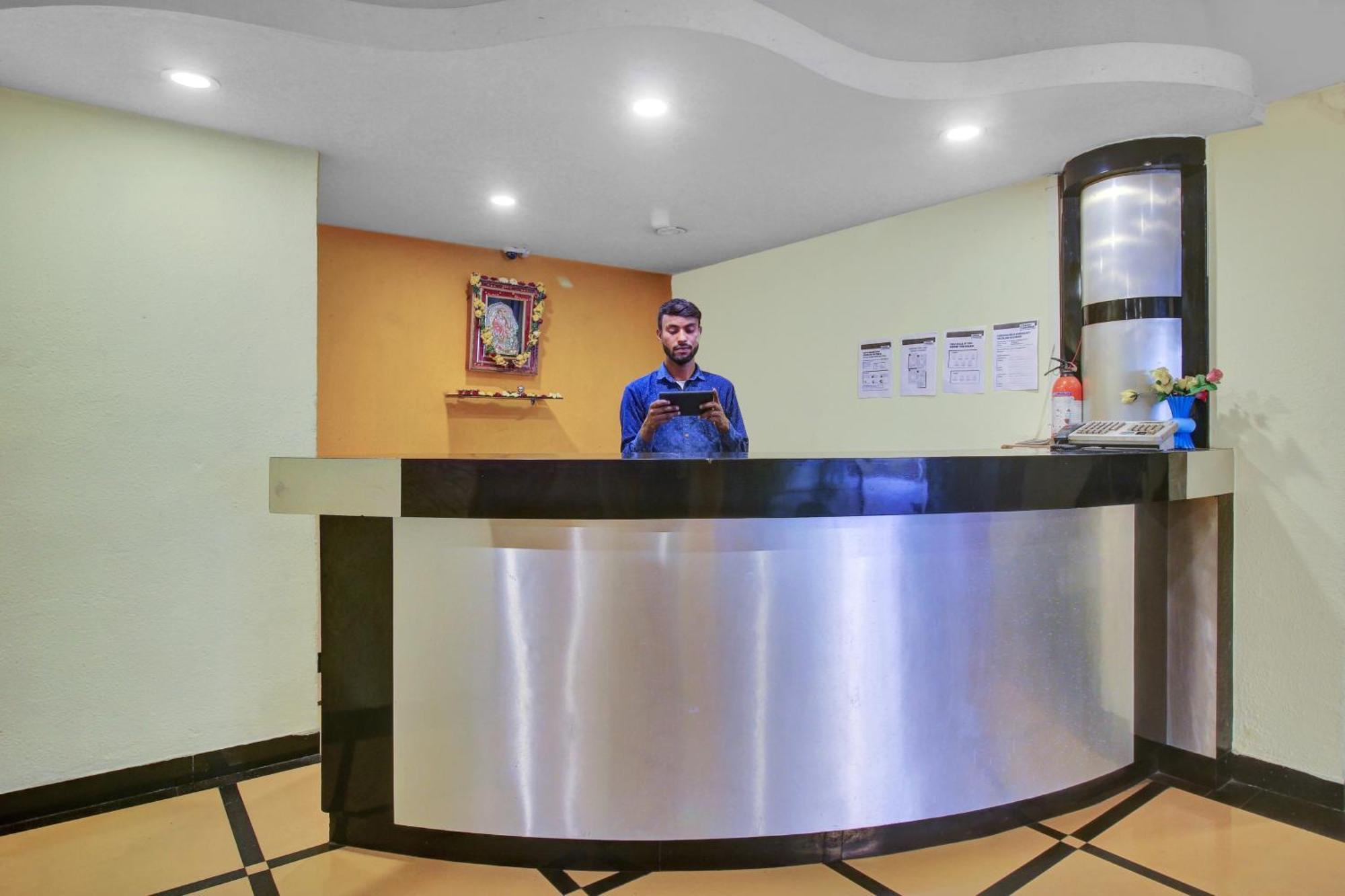 Hotel O Happy Rooms Hajdarábád Exteriér fotografie