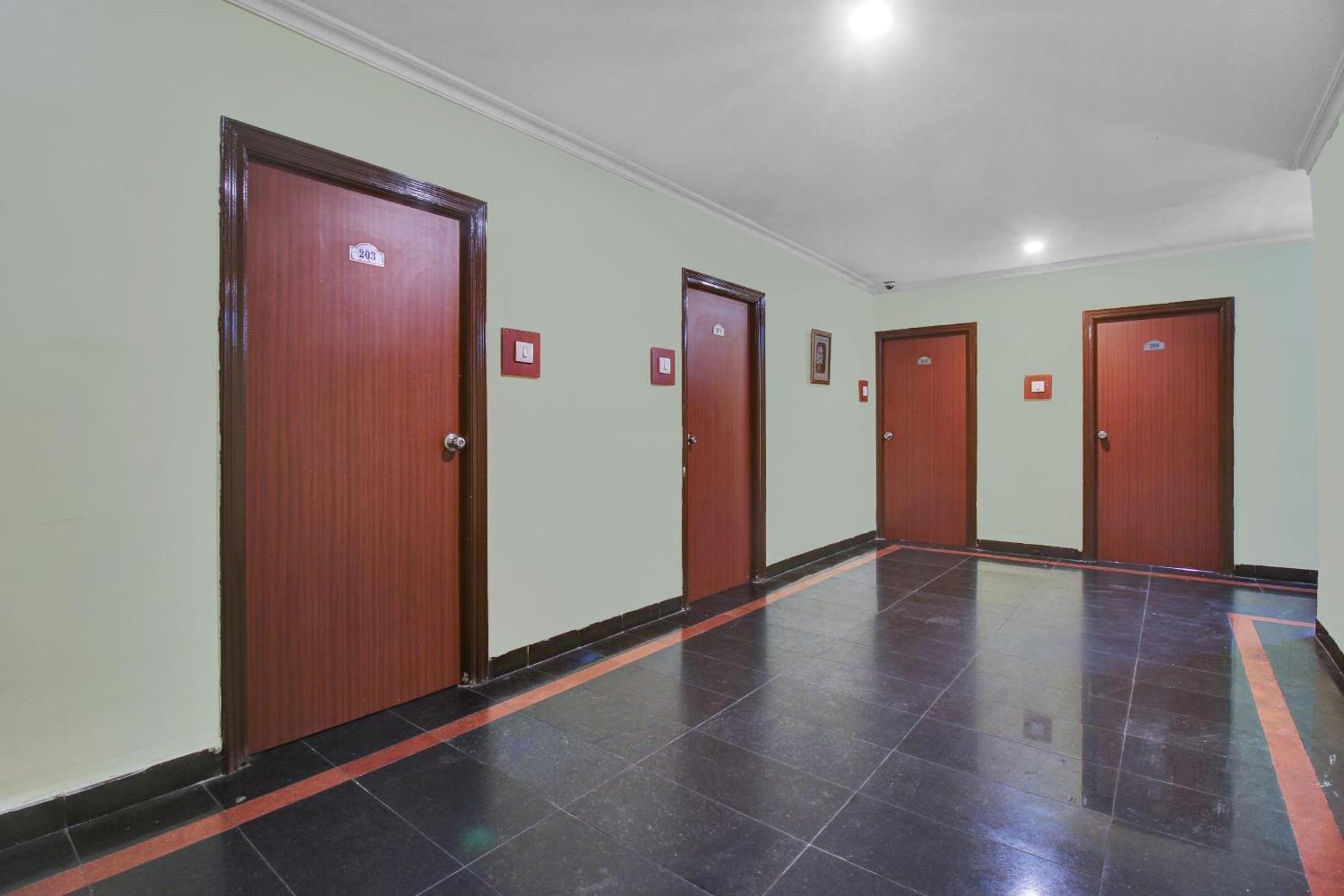 Hotel O Happy Rooms Hajdarábád Exteriér fotografie